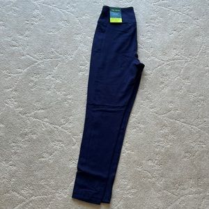 Navy blue Tek gear leggings new with tags.